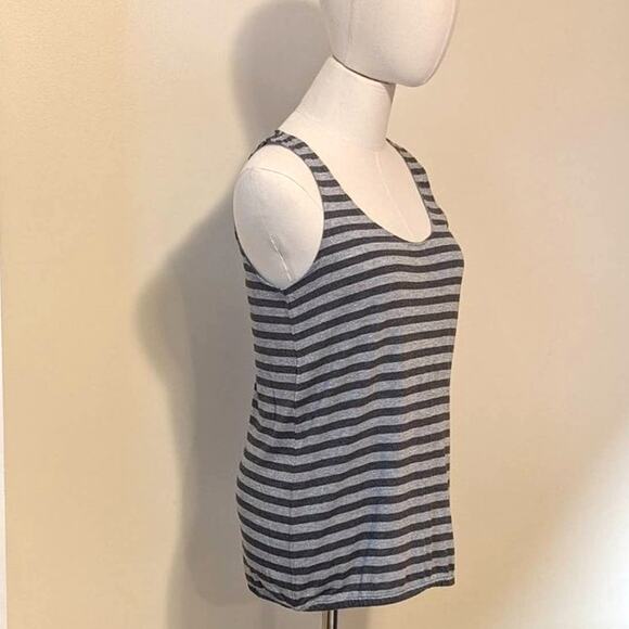 Talbots Gray Stripe Sleeveless Top Scoop Neck Workwear Casual Classic S - Picture 5 of 9
